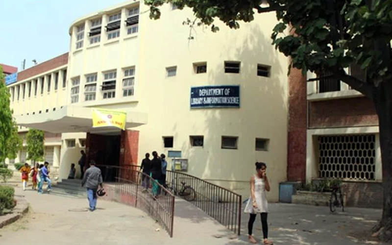 Department of library and information science university of delhi