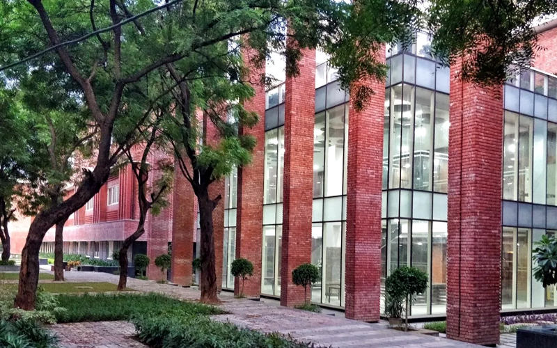 The lalit suri hospitality school