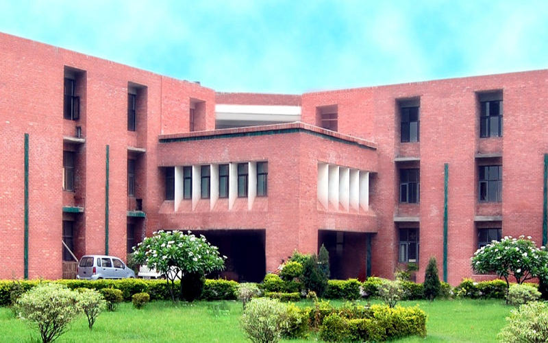 D j college of paramedical sciences