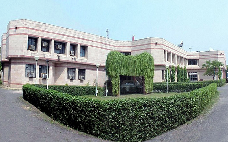 Lok nayak jayaprakash narayan national institute of criminology and forensic science